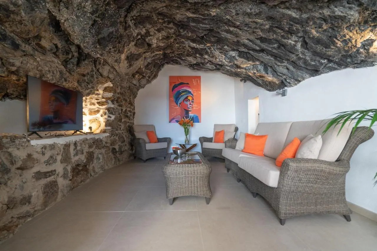 Spectacular Cave With Two Large Terraces Villa Santa Cruz de Tenerife